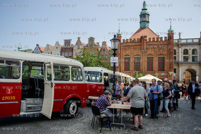 Gdansk. Targ Weglowy. Premiera ksiazki pt. Gdansk w...