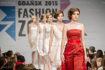 Miedzynarodowe Targi Gdanskie Amber Expo. Hoop Likes...