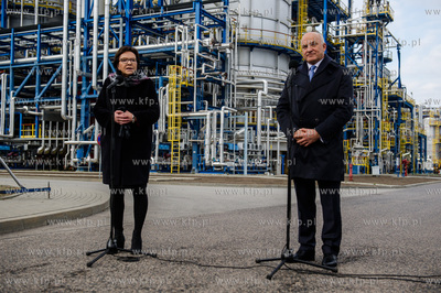 Gdansk. Wizyta Premier RP Ewy Kopacz w siedzibie Grupy...