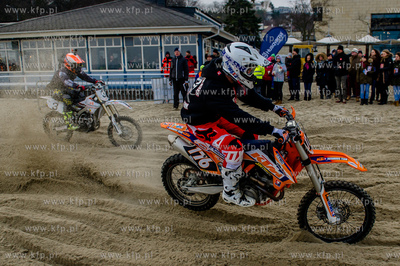 Gdynia. Plaza Miejska. Wielka Orkiestra Swiatecznej...