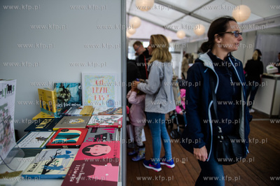 Plac Przyjacioł Sopotu. Festiwal Literacki Sopot....