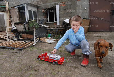 5-letni Sebastian Miszkowski ze wsi Barlomino w gminie...