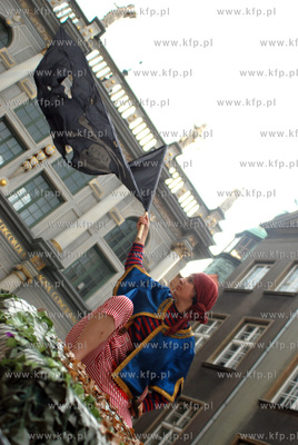 Baltic Sail 2008. Parada zeglarzy ulica Dluga w Gdansku.
11.07.2008
Fot....