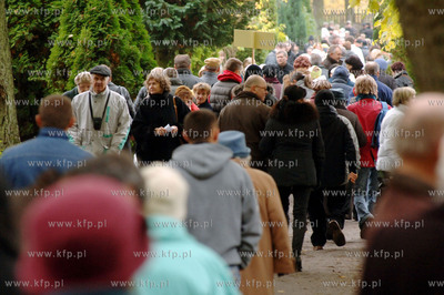 W dniu Wszystkich Swietych Koszalinianie i ich rodziny...