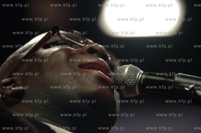 Slupsk, sala Teatru Dramatycznego. Koncert muzyki gospel...