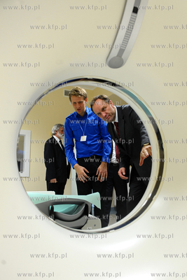 Gdansk. Zakonczenie rozbudowy Wojewodzkiego Centrum...