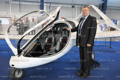 Na 6. Targach Techniki Przemyslowej, Nauki i Innowacji...