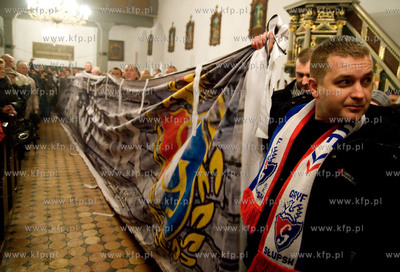 Dzien Pamieci Zolnierzy Wykletych. Kibice Gryfa Slupsk...
