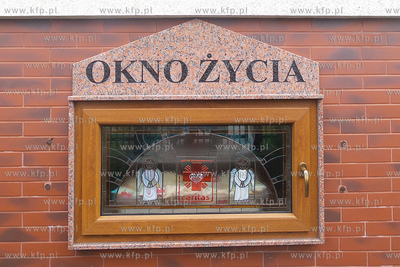 Rumia. Okno zycia na ul. Warszawskiej. 06.11.2014 fot....