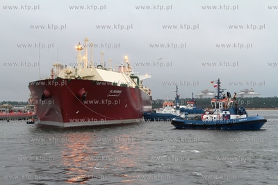 Metanowiec Al Nuaman z katarskim LNG wplynal do Gazoportu...