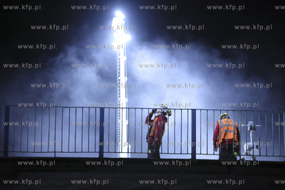 Pruszcz Gdański. Początek rozbiórki starego wiaduktu...