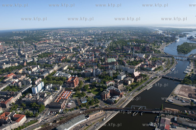 Szczecin z lotu ptaka. 13.05.2009r fot. Kacper Kowalski...