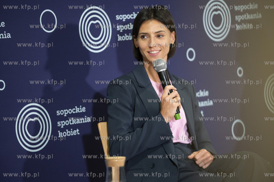 Sopoteka. Sopockie Spotkania Kobiet.  W spotkaniu uczestniczyly:...