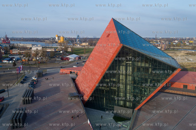 Gdansk, Muzeum II Wojny Swiatowej 8.04.2017 fot. Wojtek...