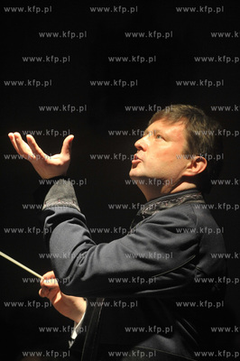 Koncert koled w wykonaniu zespolu Mazowsze w kosciele...