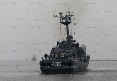 Gdansk. Okrety - ORP Metalowiec, ORP Rolnik i ORP Orkan...