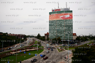 Na gdanskim Zieleniaku zawisl baner informujacy o 30...