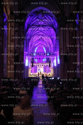 Kosciol sw. Jana.  XX - lecie istnienia Nadbaltyckiego...