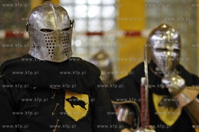 Gdynia. Sala Ymca. Eliminacje do Rycerskich Mistrzostw...