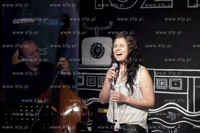 Ladies Jazz Festival. Wystep Gaby Janusz w kawiarni...