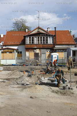 Rewitalizacja placu na zapleczu klubu Spatif w Sopocie.22.04.2014fot....