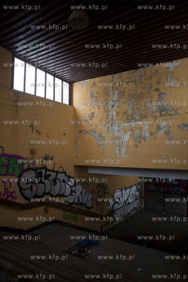 Nieczynny przystanek SKM Gdańsk Nowe Szkoty.
07.02.2017
fot....