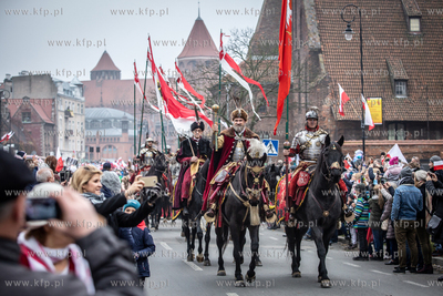 Gdańsk. Parada  na 100-lecie odzyskania niepodległości....