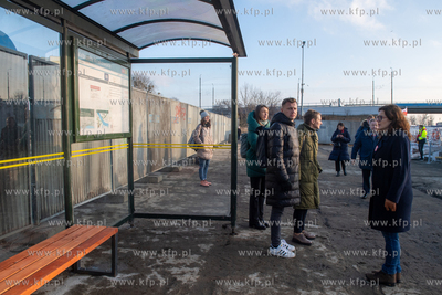 Testowy rejs promu F8, kursującego wzdłuż remontowanego...