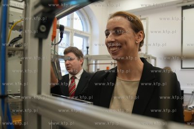 Zespół Szkół Łączności w Gdańsku.  Konferencja...