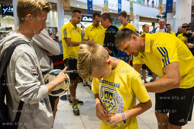 Gdynia. Centrum Riviera. Prezentacja zespołu Arki...