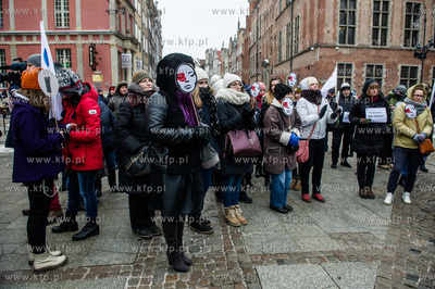 Gdańsk. Droga (kobiet) Przez Męki - Marsz przeciw...