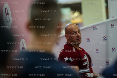 Gdańsk. Centrum Handlowe Alfa Centrum. Walentynkowe...