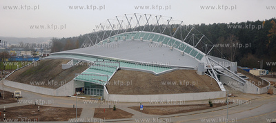 Trwaja prace wykonczeniowe Hali Sportowo - Widowiskowej...