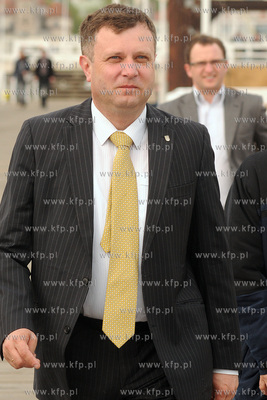 Molo w Sopocie. Uroczyste podpisanie umowy o dofinansowaniu...