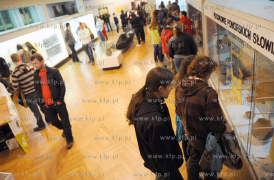 Gdansk. Muzeum Archeologiczne. Noc Muzeow 2010 -  coroczna...
