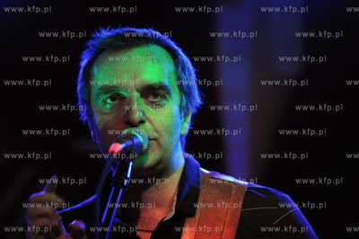 Klub Versalka w Sopocie.  Koncert  "Strzaly z biodra"...