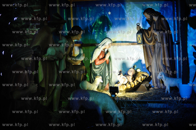 Tradycyjne gdanskie szopki bozonarodzeniowe. Nz. Szopka...