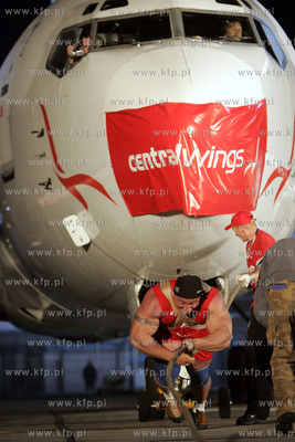 Gdansk-Rebiechowo, Lotnisko im. Lecha Walesy. Zawody...