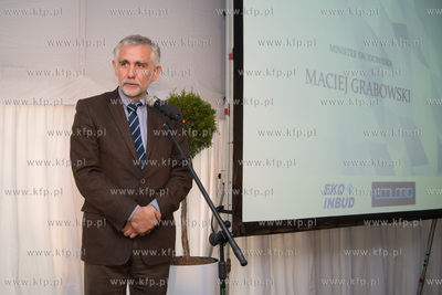 Otwarcie fabryki EKOINBUD w Gdansku. Nz minister  rodowiska...