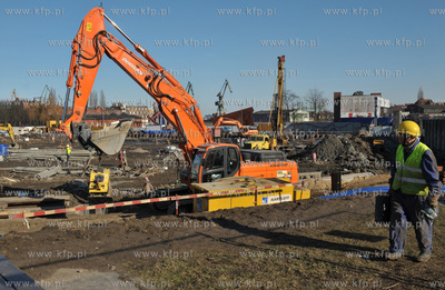 Gdansk. Budowa Europejskiego Centrum Solidarnosci na...