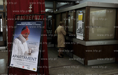 Gdansk kino Neptun, dawne Leningrad. Wejscie do kina...