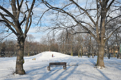 Gdansk Nowy Port. Park na ul. Wyzwolenia przed ul....