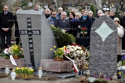 Gdańsk. Cmentarz Srebrzysko. Znajomi i przyjaciele...
