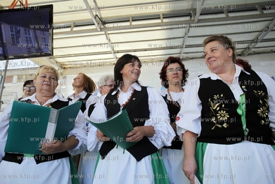 Gdansk, Dlugi Targ. Pomorskie smaki to pokazy przyrzadania...