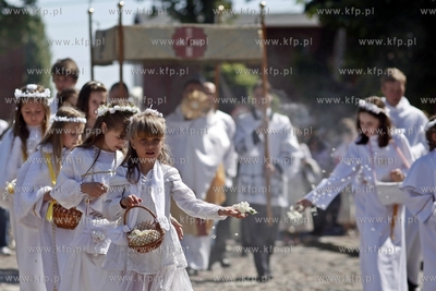 Procesja Bozego Ciala w gdanskiej dzielnicy Letnica.
30.05.2013
fot....