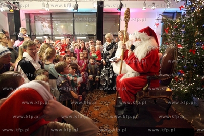 Mikolajki w Operze Baltyckiej.
06.12.2013
fot. Krzysztof...