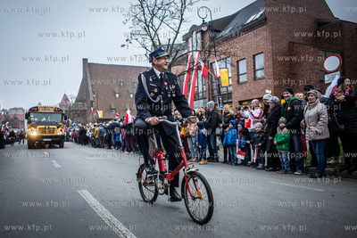 Gdańsk. Parada  na 100-lecie odzyskania niepodległości....