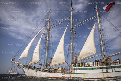 Żeglarska Parada Świętojańska na Zatoce Gdańskiej....