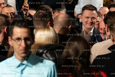 Gdańsk. Teatr Szekspirowski. Szymon Hołownia zainaugurował...