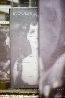 Gdansk. Teatr Wybrzeze. Wernisaz wystawy zdjec bedacych...